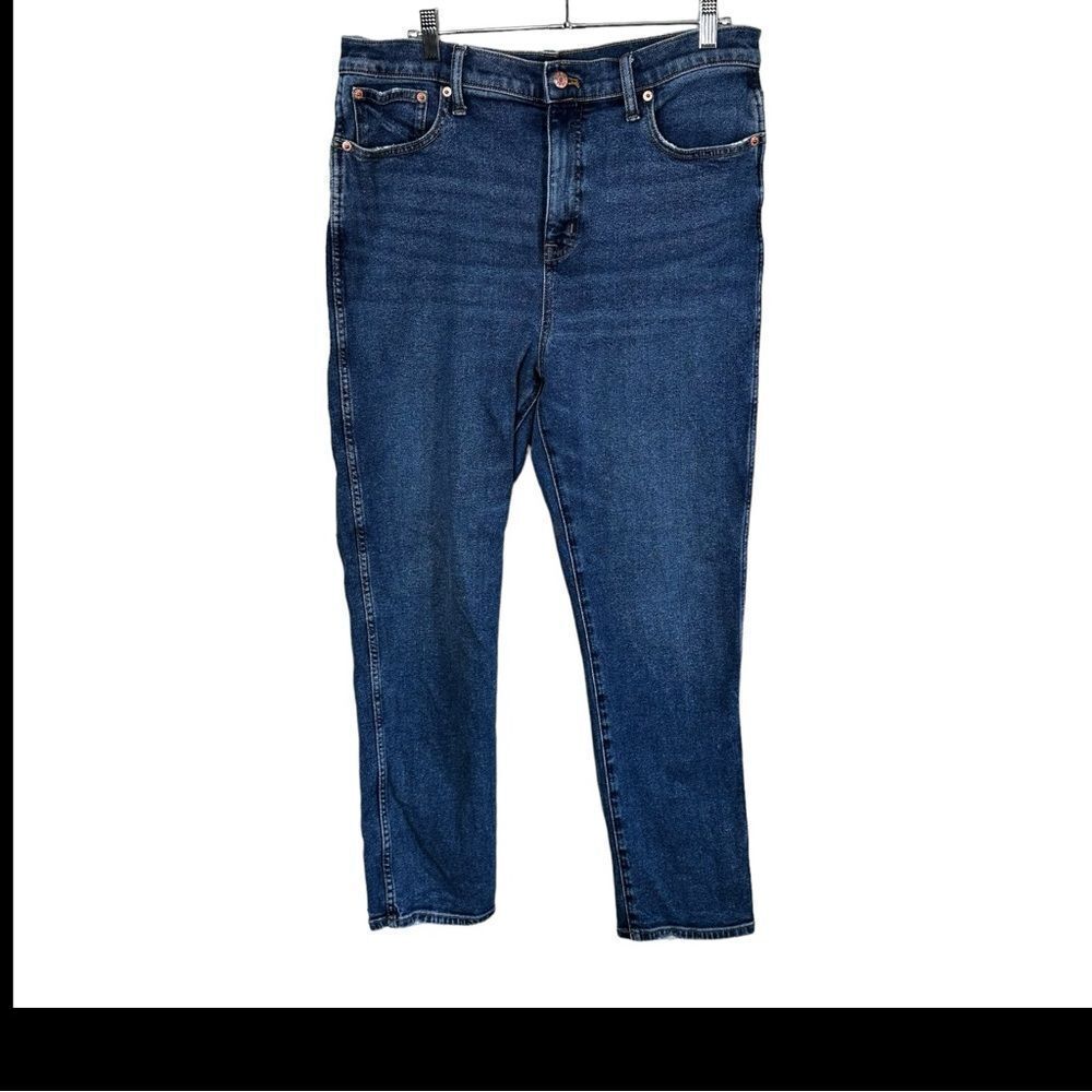 J. Crew Factory Classic fit size 32 medium wash